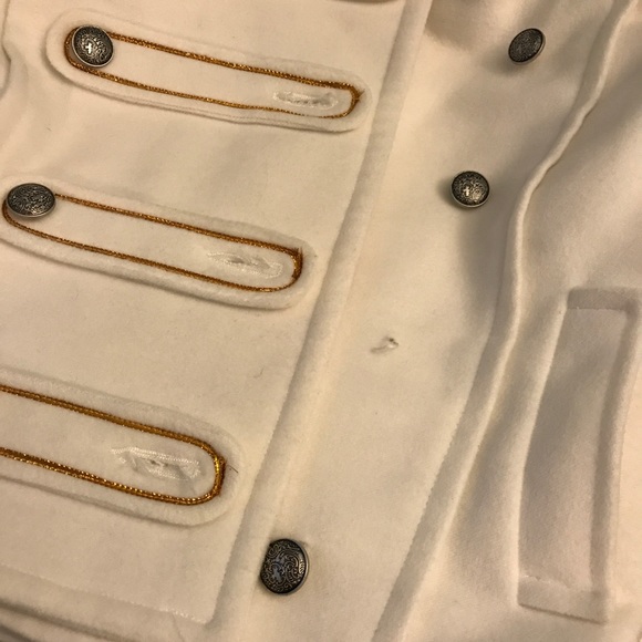 White short coat - Picture 4 of 4