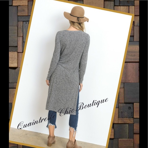 S  LEFT🎉HP🎉CITY LIMITS SIDE SLIT SHIRT - Picture 4 of 6