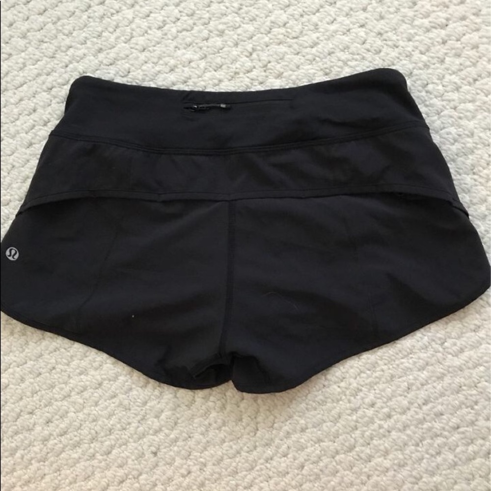 lululemon speed up shorts 2.5”