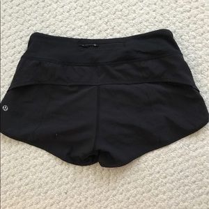 lululemon speed up shorts 2.5”
