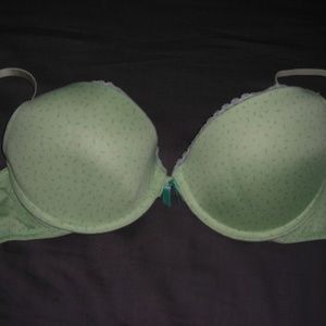Xhilaration push-up bra