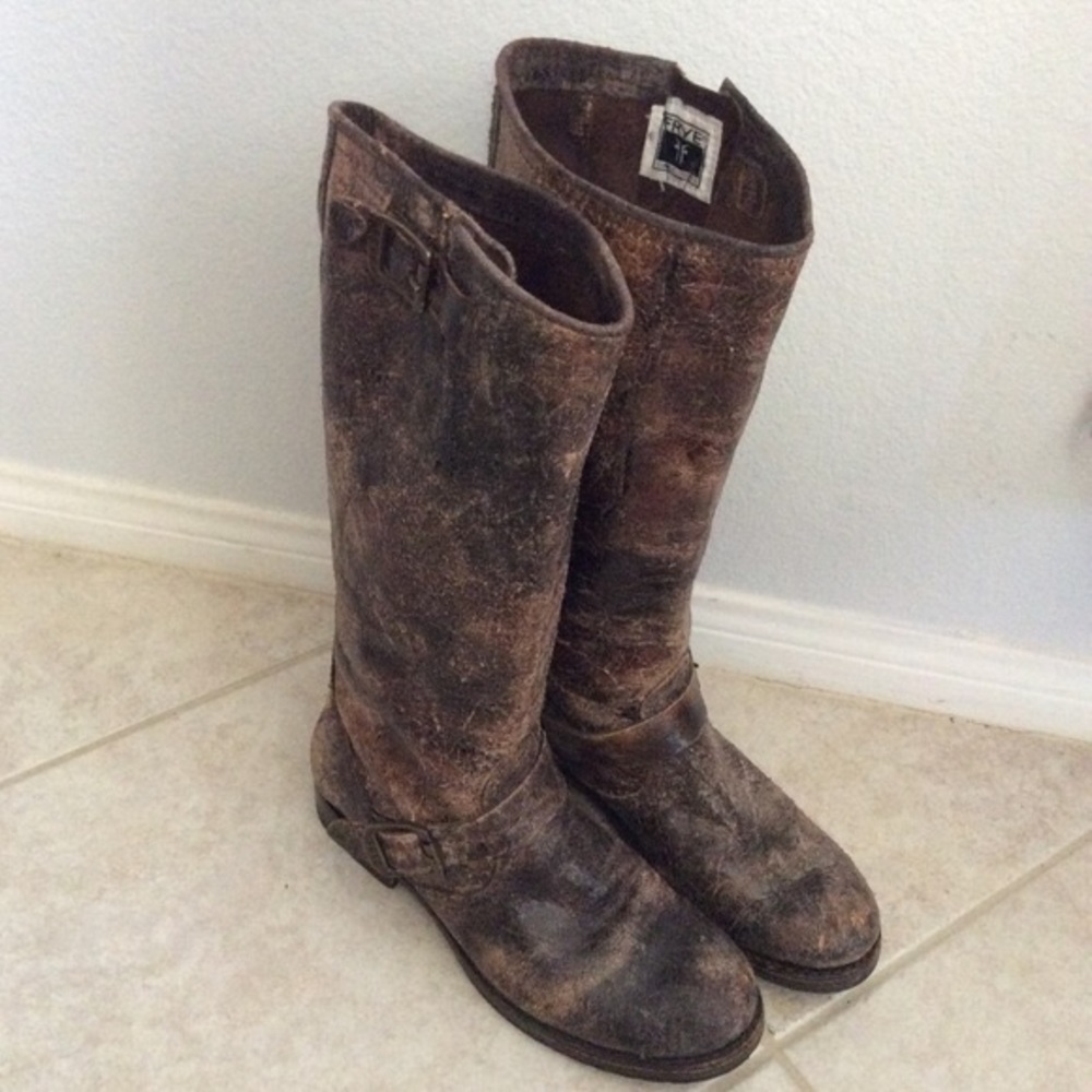 ISO frye veronica slouch chocolate distressed boot