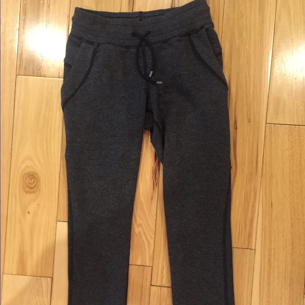 Girls size 6 Ivivva joggers. Washed but not worn.