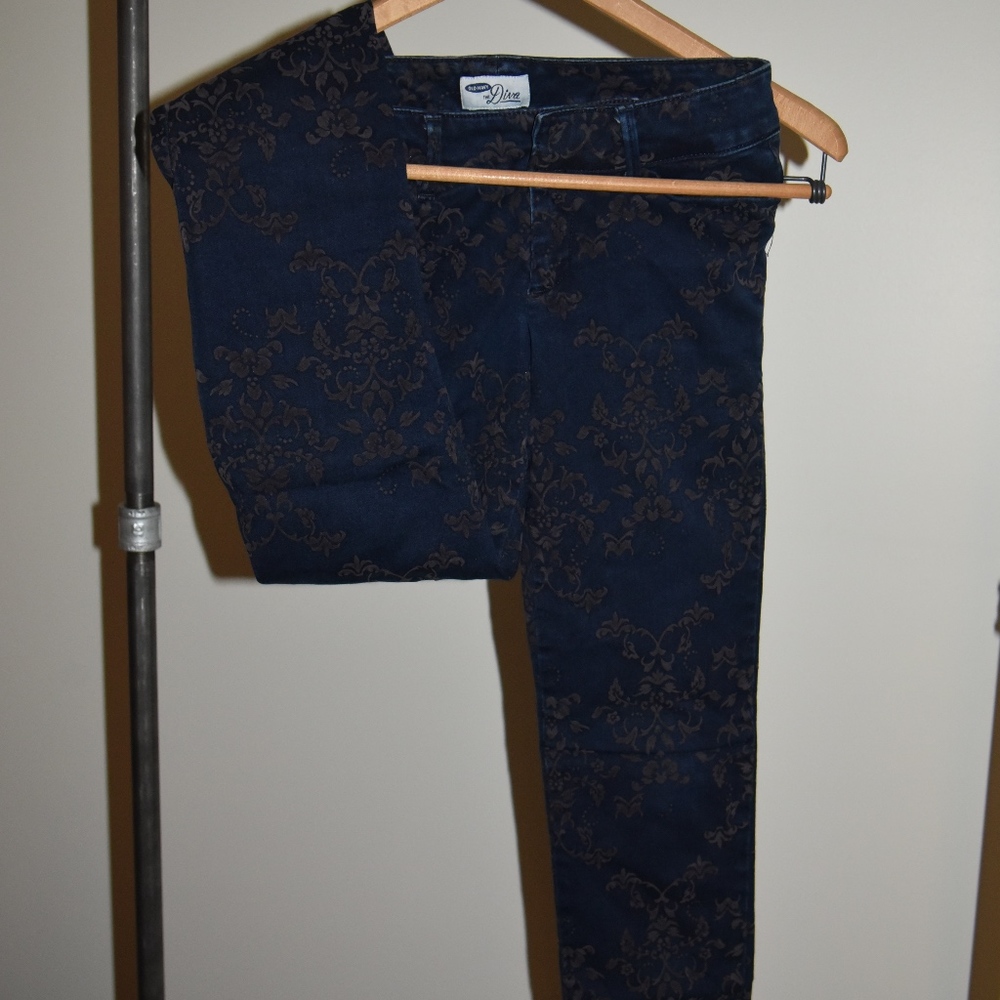 Old Navy Velvet Patterend Diva Pants