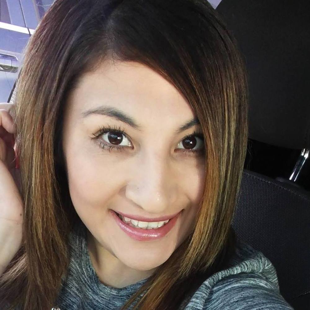 Meet your Posher, Stephanie