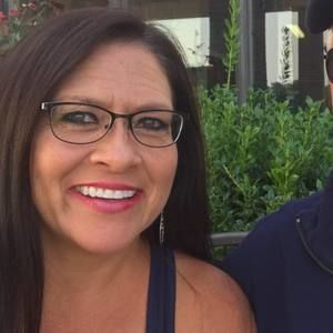 Meet your Posher, Lori