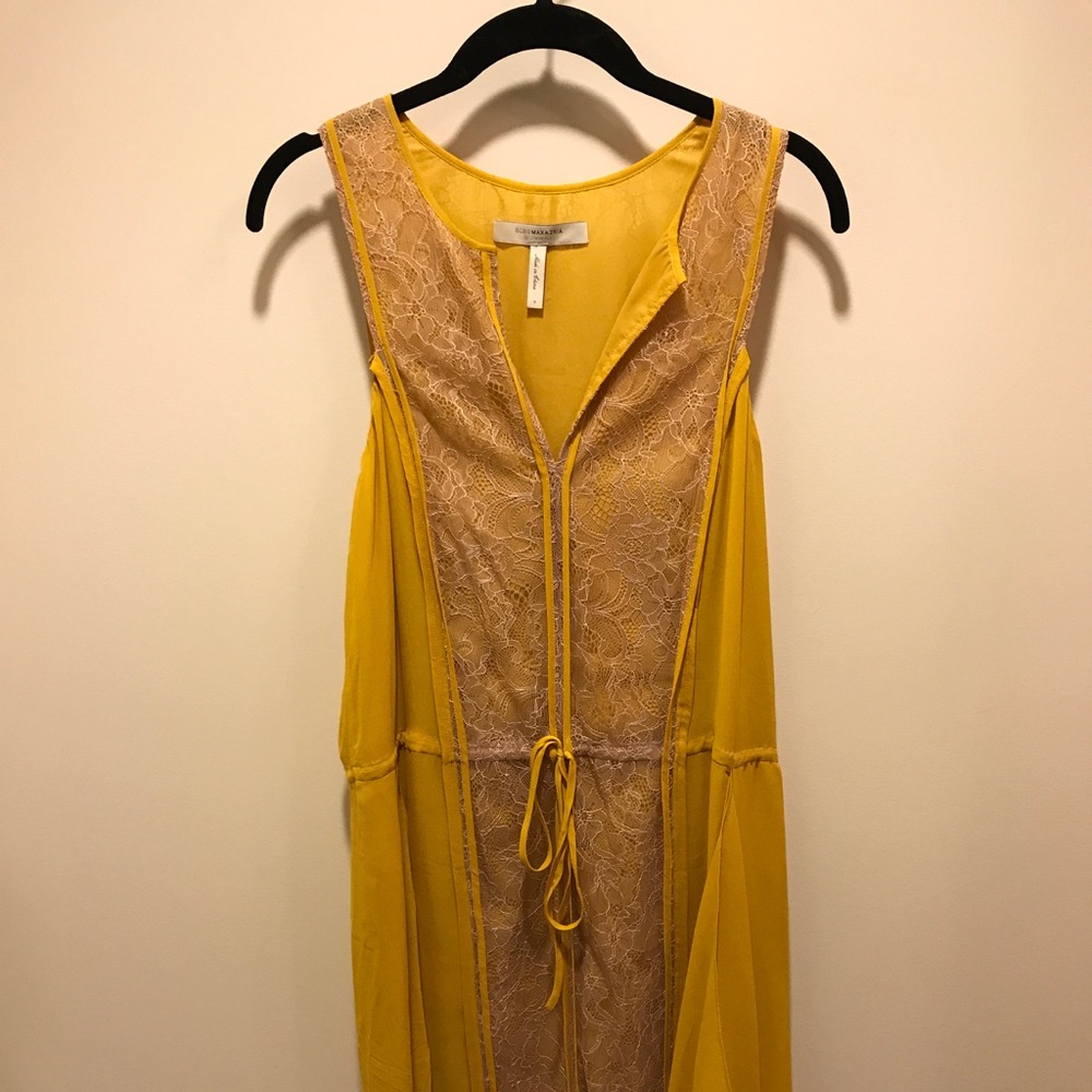 BCBGMAXAZRIA yellow sleeve less lace dress