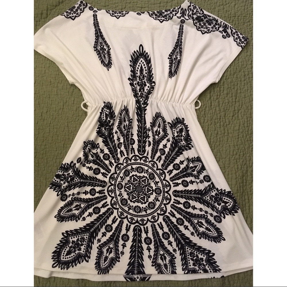 Black and white short sleeved dress.