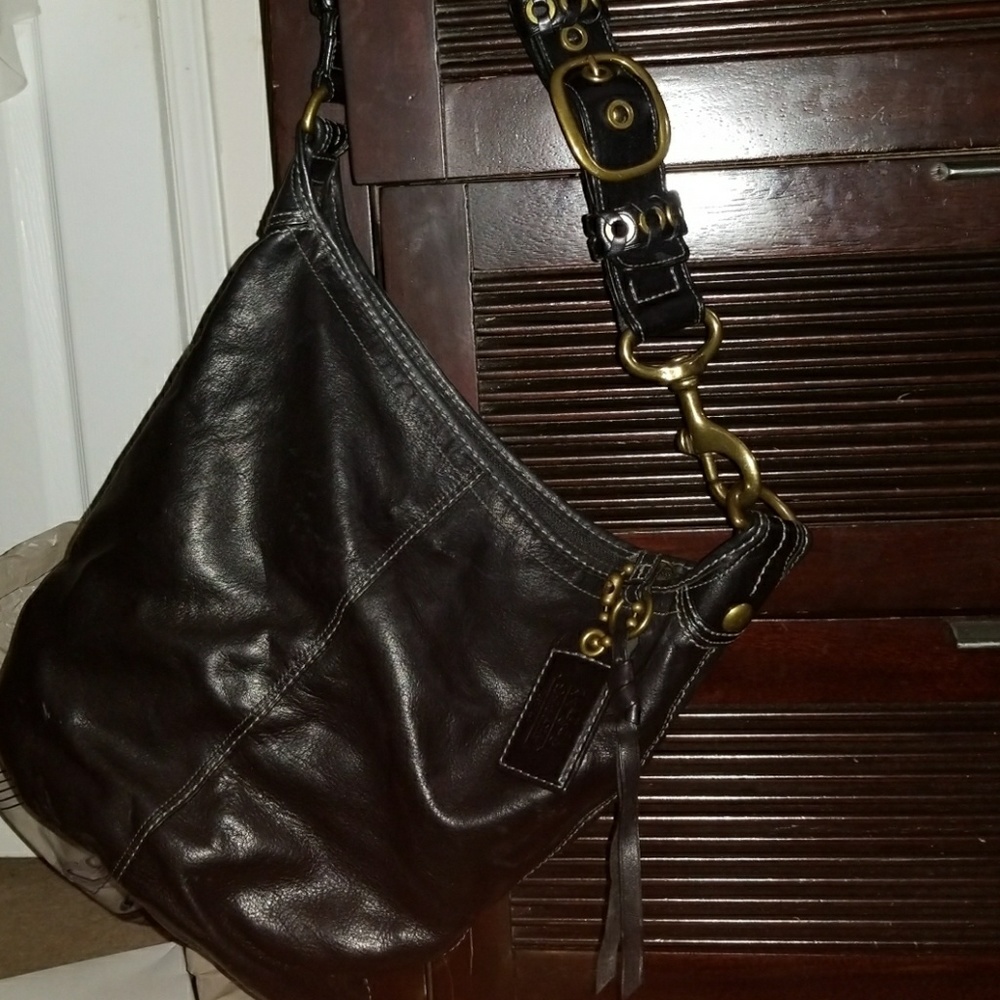 Coach Authentic Large Bucket Bag Felicia