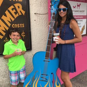 Meet your Posher, Emely