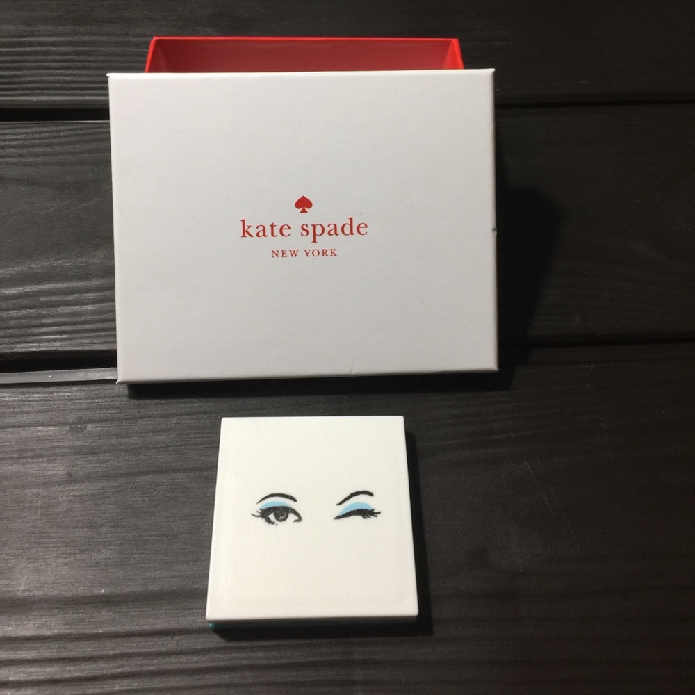 Kate Spade ♠️ “All eyes on me” Mirror