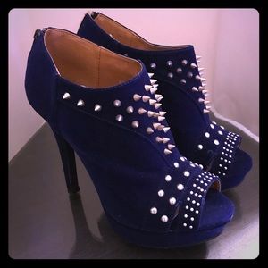 Blue suede studded booty
