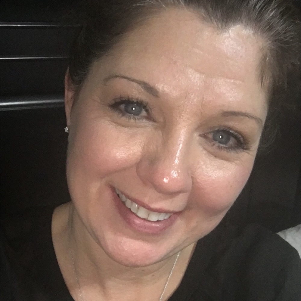 Meet your Posher, Becky