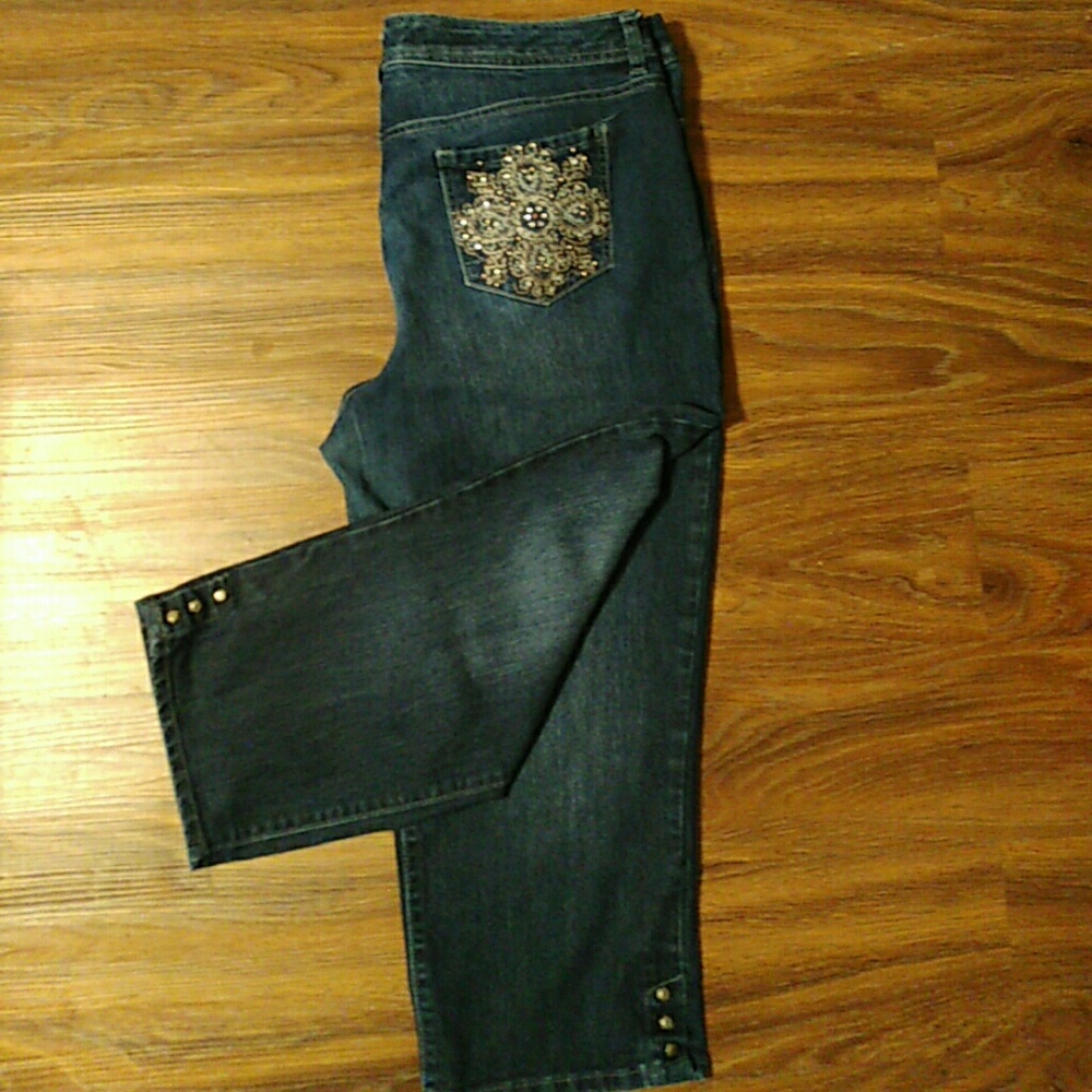 Nine West jean Capris size 16
