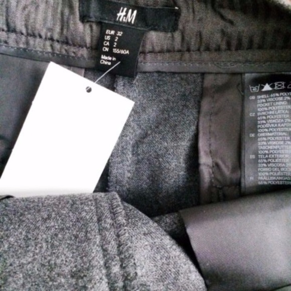 ❌SOLD❌ NWT H&M Wool-Like Dark Grey Shorts Sz 2 - Picture 4 of 7