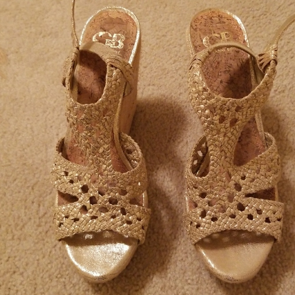 Gianni Bini gold wedges