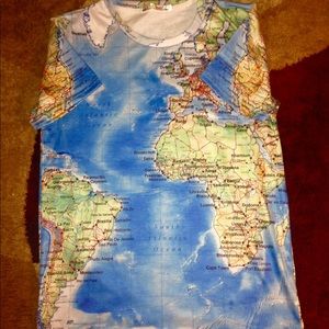 Map tee