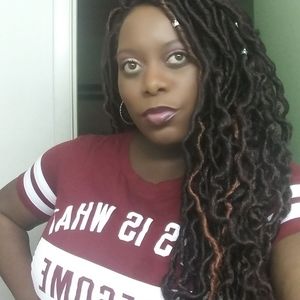 Meet your Posher, Sharita