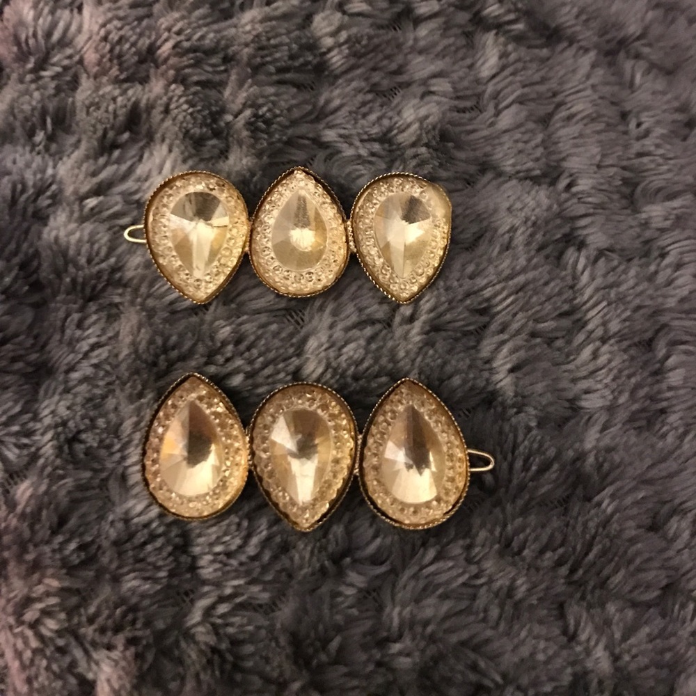 Hair pins!