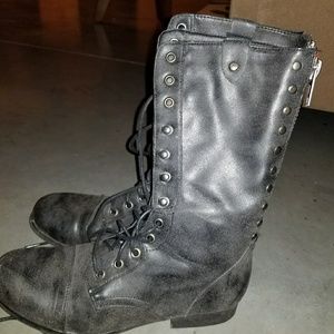 combat boots