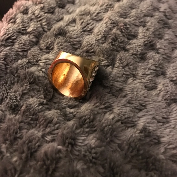 Rhinestone ring - Picture 3 of 3