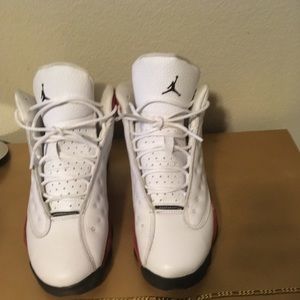 (Cherry) retro 13 size 7 worn a couple times !!!