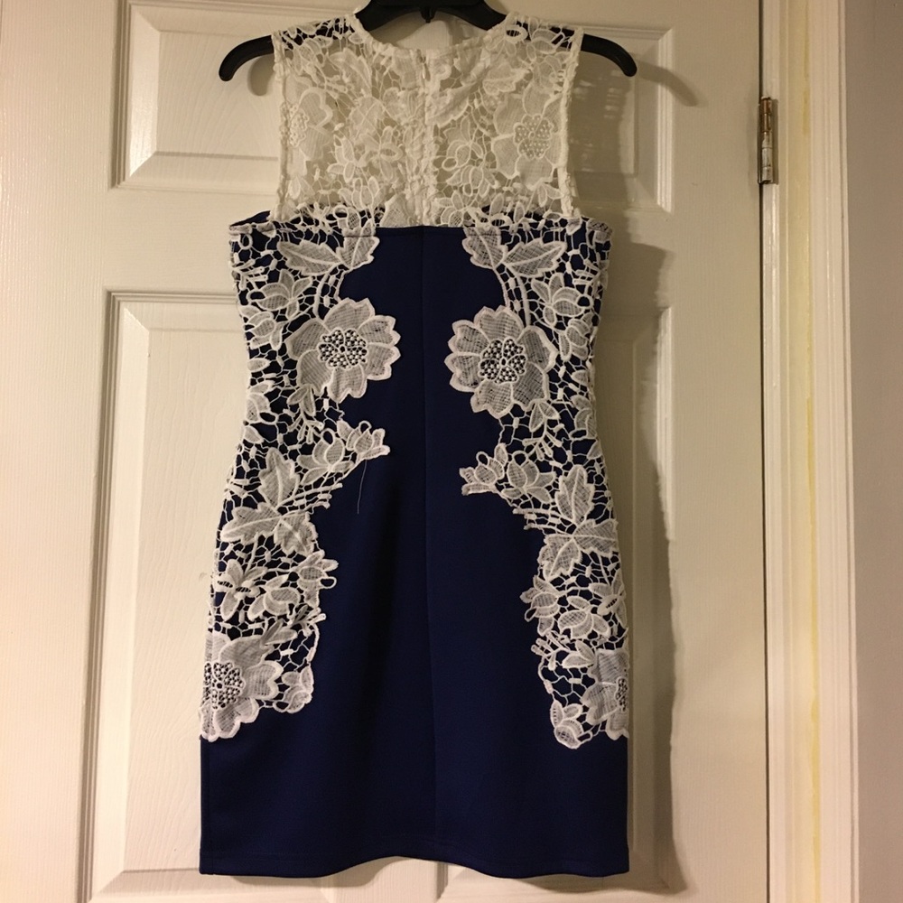 Dress - Picture 2 of 2