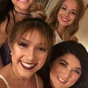 Meet your Posher, Selene