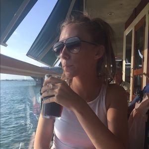 Meet your Posher, Amber