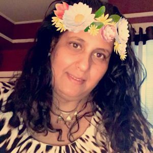 Meet your Posher, Juana