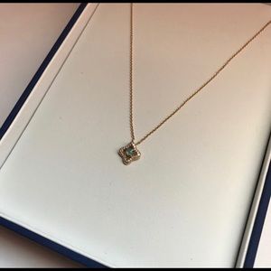 David Yurman quatrefoil necklace