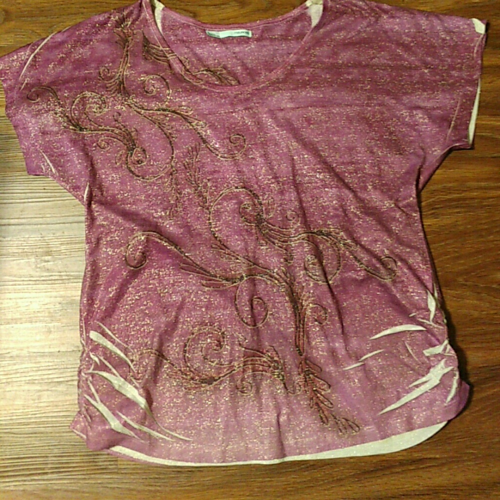 Short sleeve top