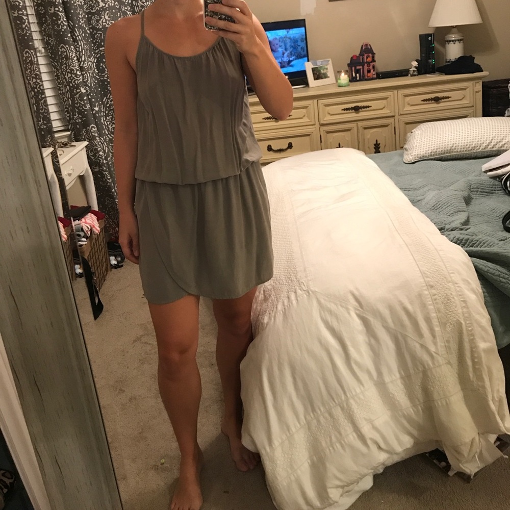 Grey/beige dress