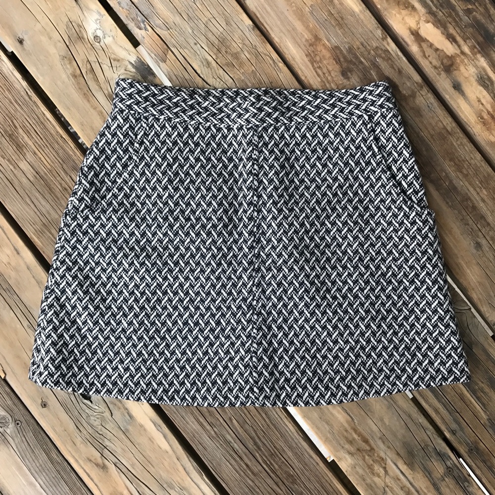 🎉SOLD🎉 Wool mini skirt