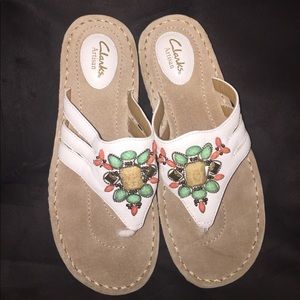Clarks Artisan comfortable flip-flops