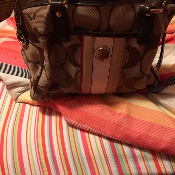 Brown coach purse - Picture 2 of 2