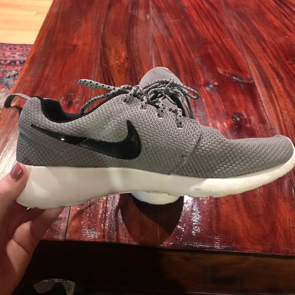 NIKE roshes - Picture 3 of 5