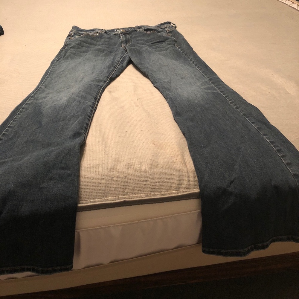 American Eagle Kick Boot Jeans!