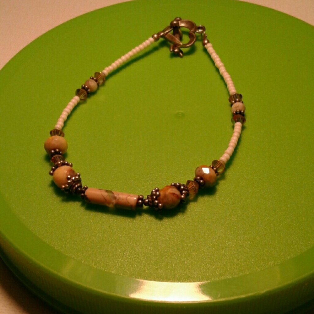Beaded bracelet with a heart