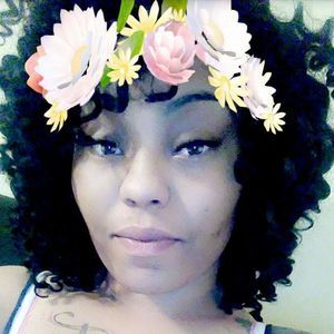 Meet your Posher, Royelle