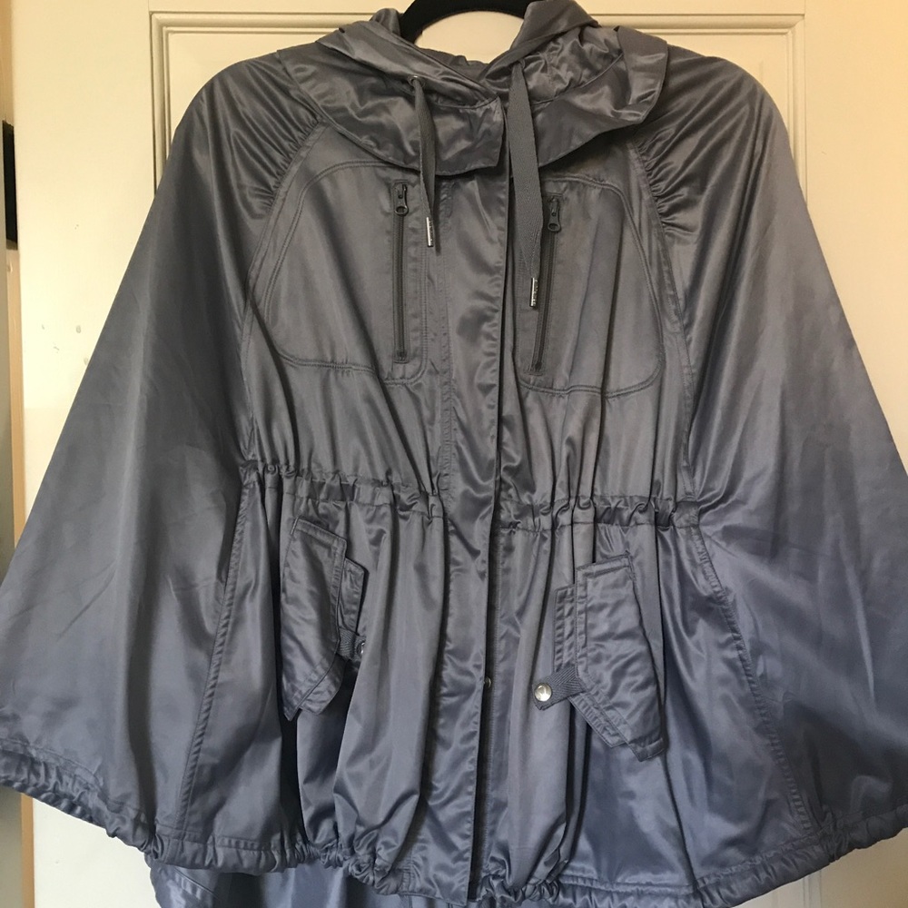 Lulu lemon Cape jacket