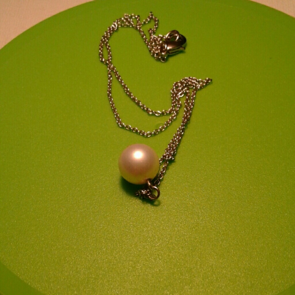 FAUX Pearl necklace