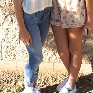 MOTHER JEANS SIZE 24 !