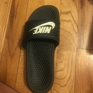 nike slides