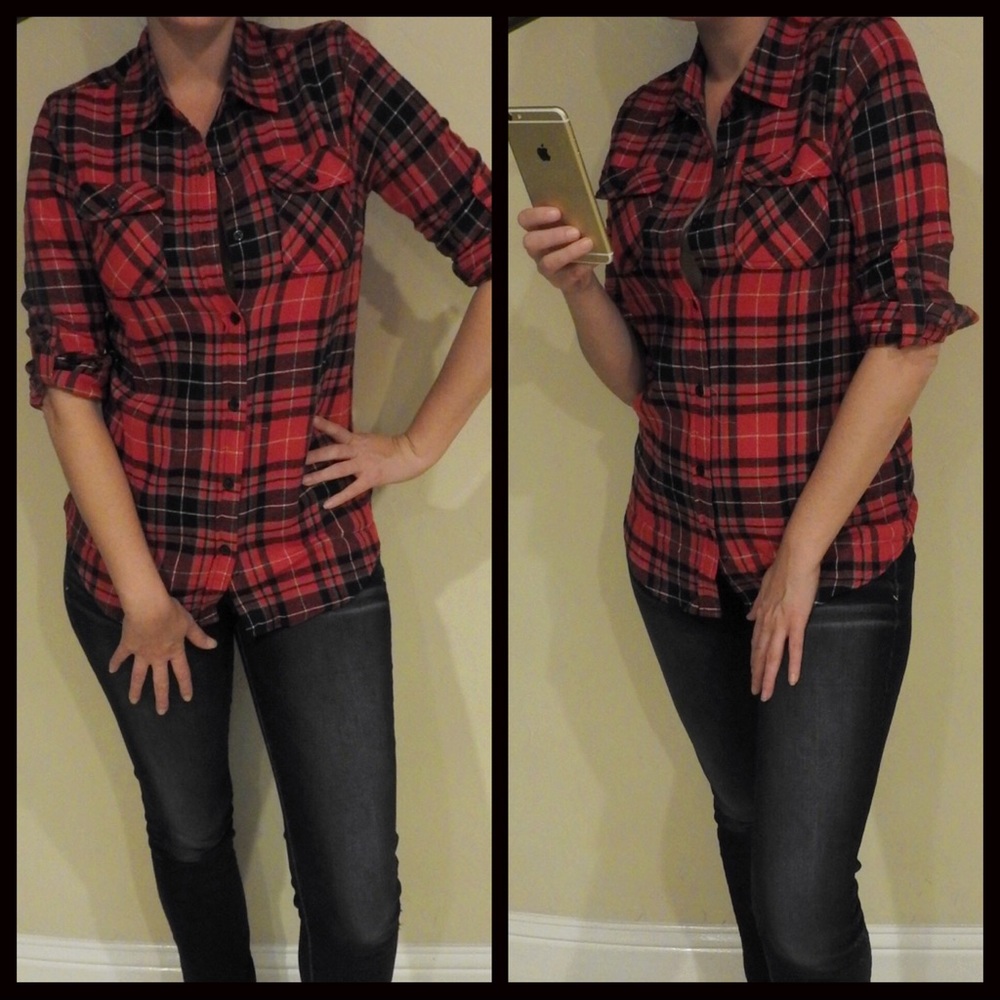 CLEARANCE-FIRM‼️Button up Plaid Top - Picture 4 of 7