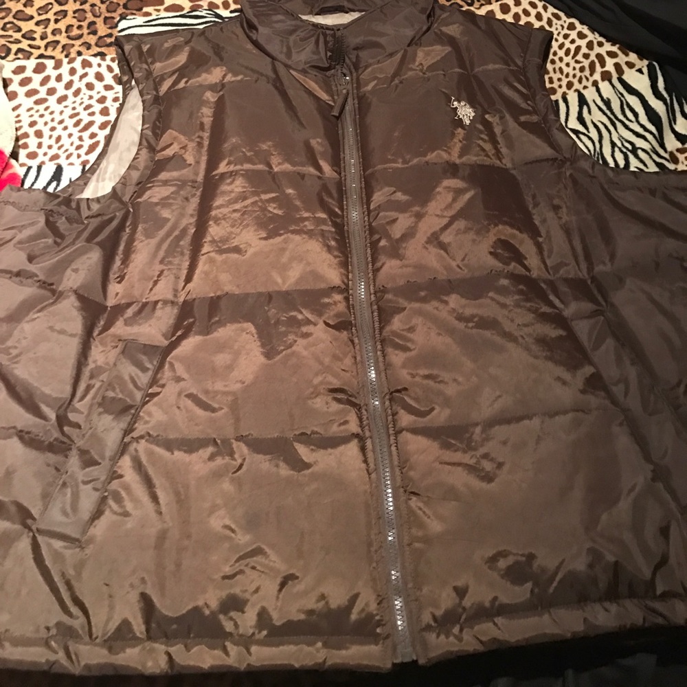 A nice us polo vest jacket
