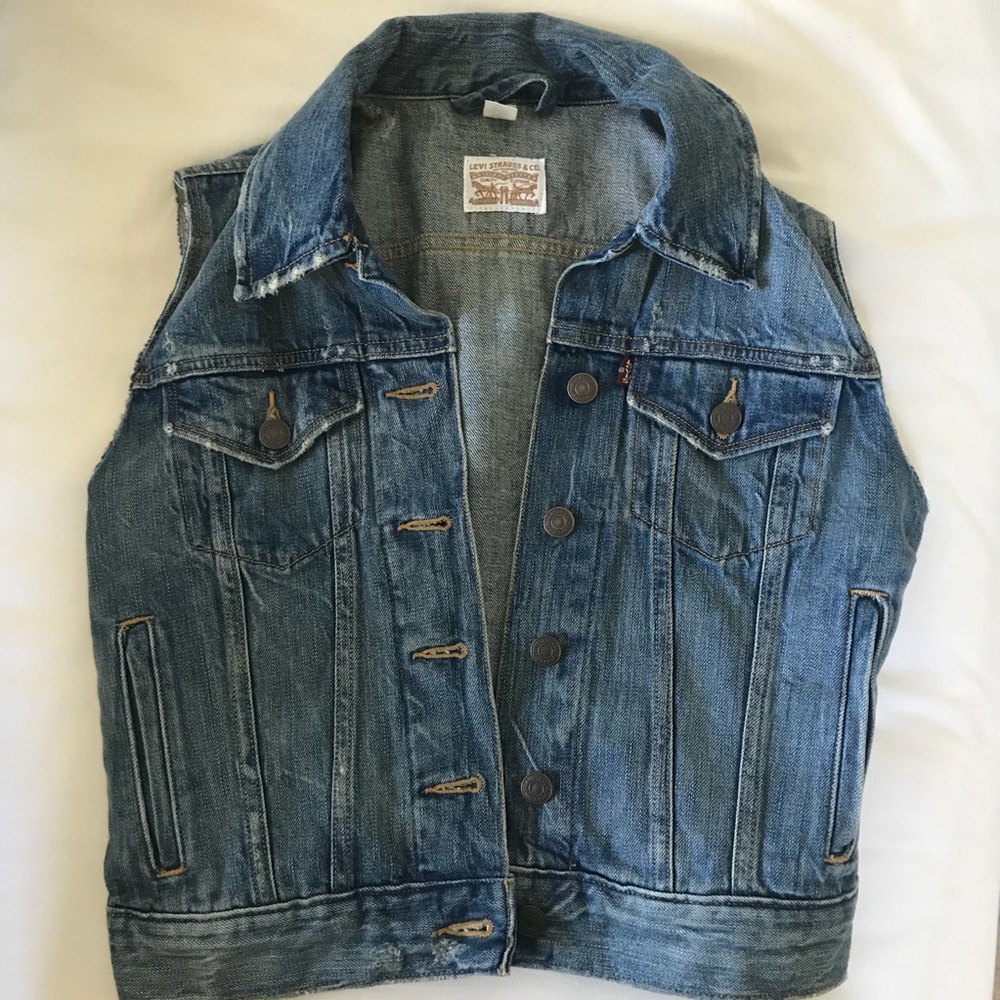 Levi’s Denim Trucker Vest