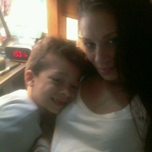 Meet your Posher, Leeann