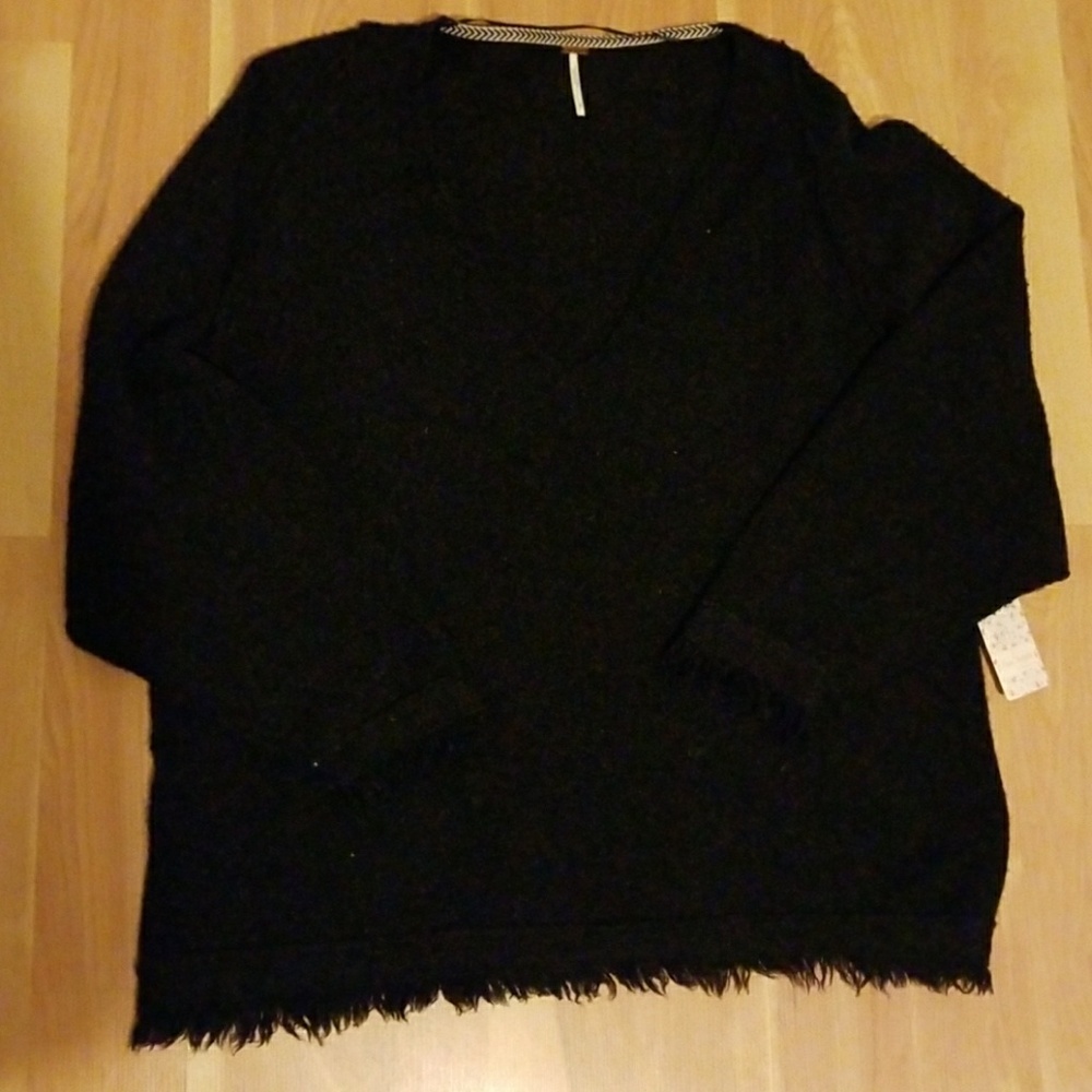 Deep V Sweater (Wool)