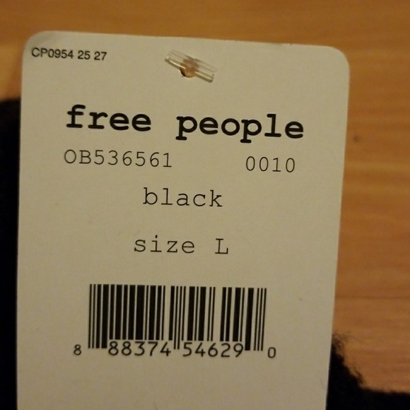 Deep V Sweater (Wool) - Picture 5 of 5